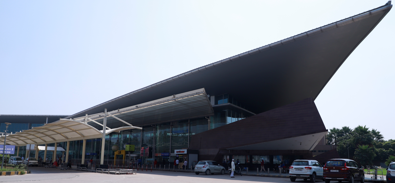 Chaudhary Charan Singh International Airport, Lucknow
